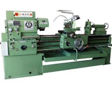 UNIVERSAL LATHE